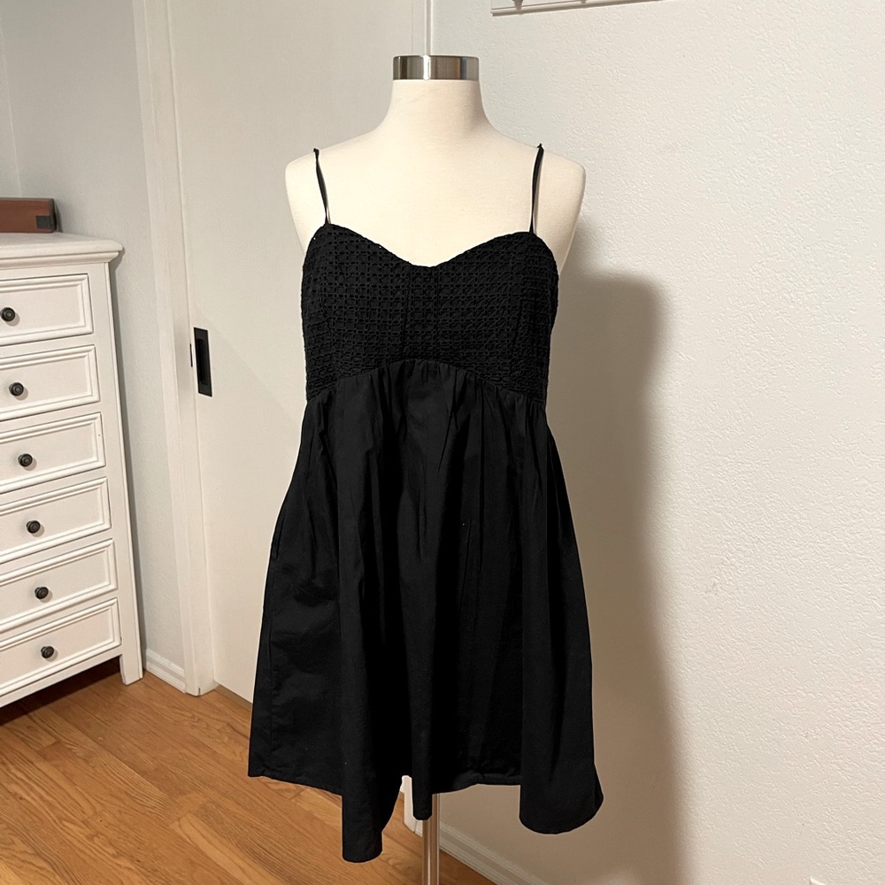 Gap little black dress